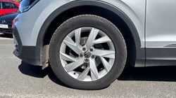 2022 (22) VOLKSWAGEN TIGUAN 1.5 TSI 150 Life 5dr DSG 5404253