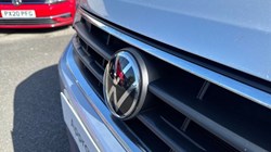 2022 (22) VOLKSWAGEN TIGUAN 1.5 TSI 150 Life 5dr DSG 5404288
