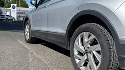 2022 (22) VOLKSWAGEN TIGUAN 1.5 TSI 150 Life 5dr DSG 5404286