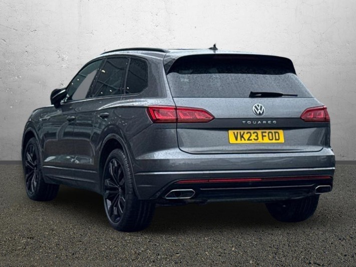 2023 (23) VOLKSWAGEN TOUAREG 3.0 V6 TDI 4Motion Black Edition 5dr Tip Auto