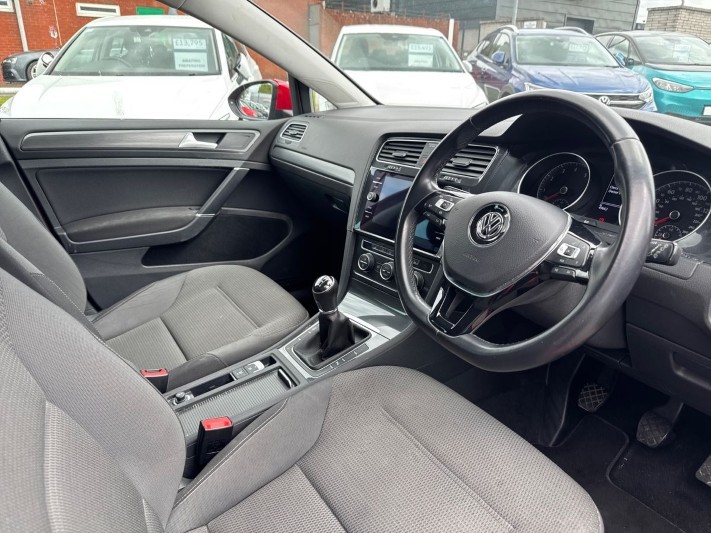 2020 (20) VOLKSWAGEN GOLF 1.5 TSI EVO Match Edition 5dr 5394483