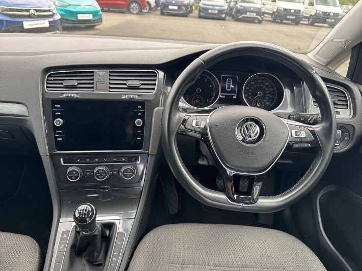 2020 (20) VOLKSWAGEN GOLF 1.5 TSI EVO Match Edition 5dr 5394494