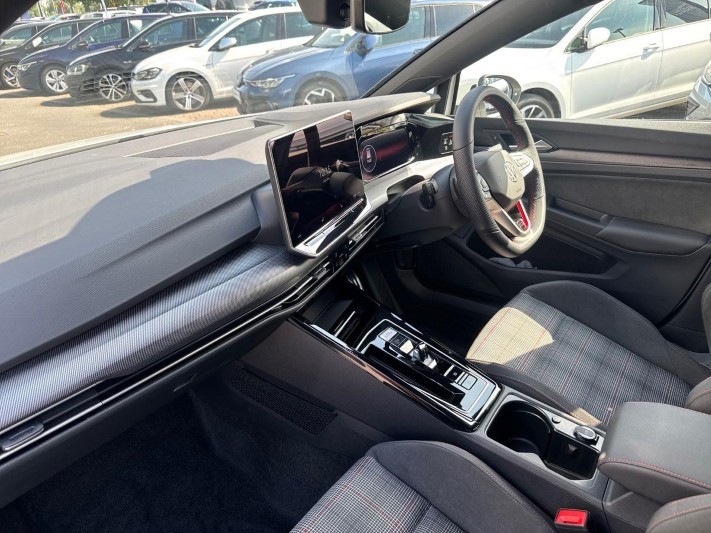 2026 (26) VOLKSWAGEN GOLF 2.0 TSI 265 GTI 5dr DSG 1