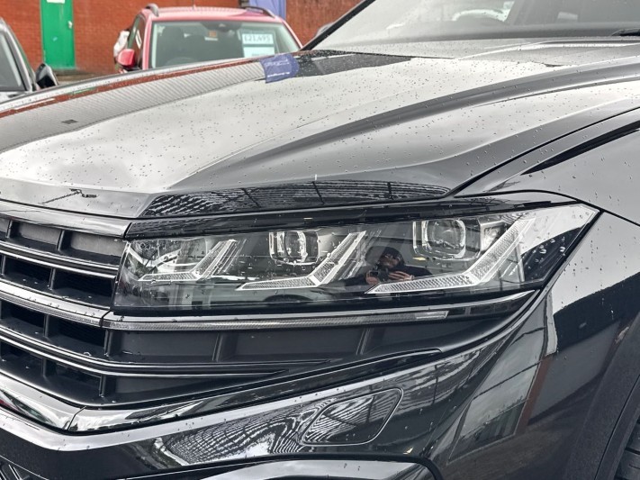 2026 (75) VOLKSWAGEN TOUAREG 3.0 V6 TDI 4Motion 286 Black Edition 5dr Tip Auto 5419704