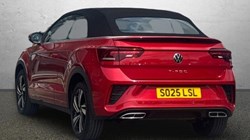 2025 (25) VOLKSWAGEN T-ROC 1.5 TSI R-Line 2dr DSG 1