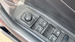 2025 (25) VOLKSWAGEN T-ROC 1.5 TSI R-Line 2dr DSG 5436283