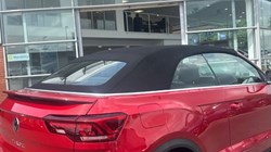 2025 (25) VOLKSWAGEN T-ROC 1.5 TSI R-Line 2dr DSG 5436308