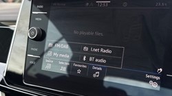 2025 (25) VOLKSWAGEN T-ROC 1.5 TSI R-Line 2dr DSG 5436335