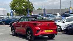 2025 (25) VOLKSWAGEN T-ROC 1.5 TSI R-Line 2dr DSG 5436279