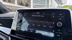 2025 (25) VOLKSWAGEN T-ROC 1.5 TSI R-Line 2dr DSG 5436295