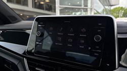 2025 (25) VOLKSWAGEN T-ROC 1.5 TSI R-Line 2dr DSG 5436292