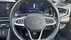 2025 (25) VOLKSWAGEN POLO 1.0 TSI Match 5dr 5441360