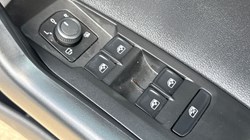 2025 (25) VOLKSWAGEN POLO 1.0 TSI Match 5dr 5441356