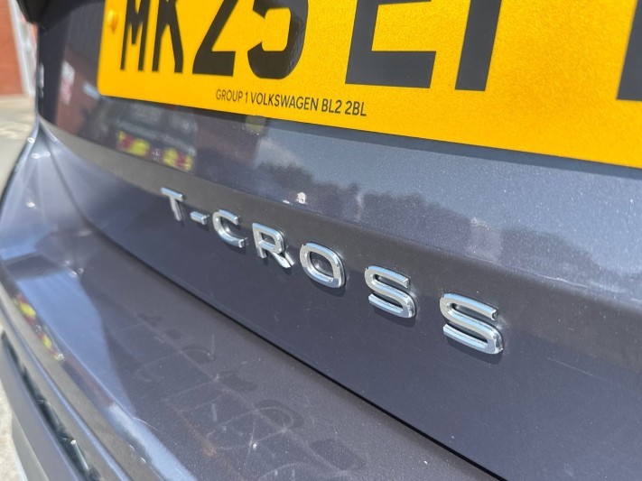 2025 (25) VOLKSWAGEN T-CROSS 1.5 TSI R-Line 5dr DSG 5449358