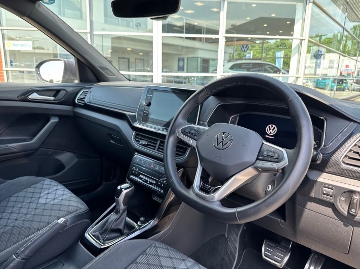 2025 (25) VOLKSWAGEN T-CROSS 1.5 TSI R-Line 5dr DSG 5449359