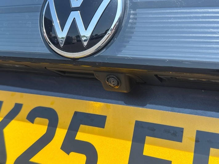 2025 (25) VOLKSWAGEN T-CROSS 1.5 TSI R-Line 5dr DSG 5449395