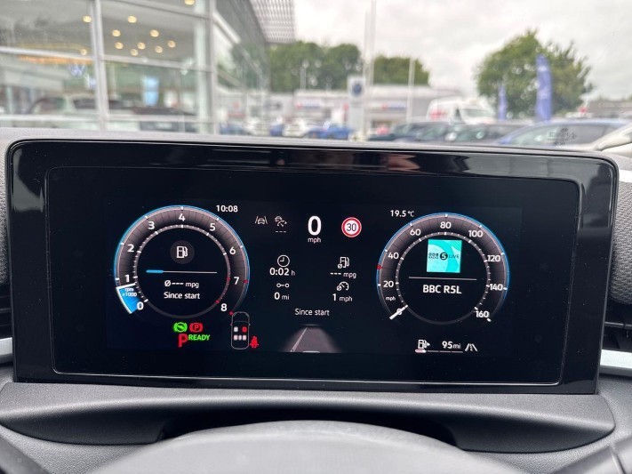 2026 (26) VOLKSWAGEN T-ROC 1.5 eTSI Style 5dr DSG 5589636