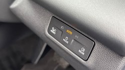 2026 (26) VOLKSWAGEN T-ROC 1.5 eTSI Style 5dr DSG 5589675