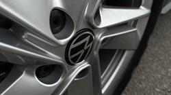 2026 (26) VOLKSWAGEN T-ROC 1.5 eTSI Style 5dr DSG 5589662