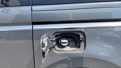 2024 (74) VOLKSWAGEN MULTIVAN 1.4 TSI eHybrid Style 5dr LWB DSG 5449312