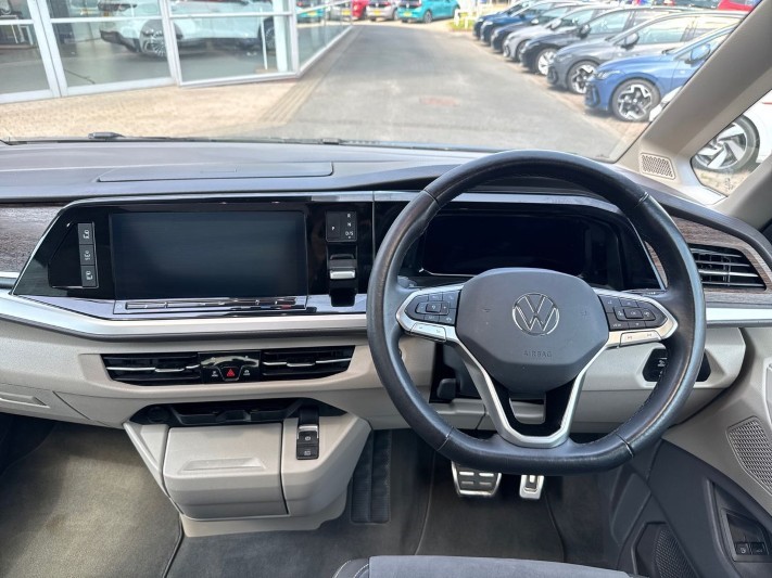 2024 (74) VOLKSWAGEN MULTIVAN 1.4 TSI eHybrid Style 5dr LWB DSG 5449279