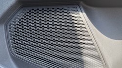 2024 (74) VOLKSWAGEN MULTIVAN 1.4 TSI eHybrid Style 5dr LWB DSG 5449270