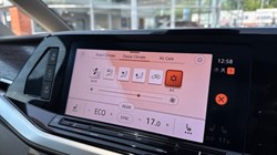 2024 (74) VOLKSWAGEN MULTIVAN 1.4 TSI eHybrid Style 5dr LWB DSG 5449284