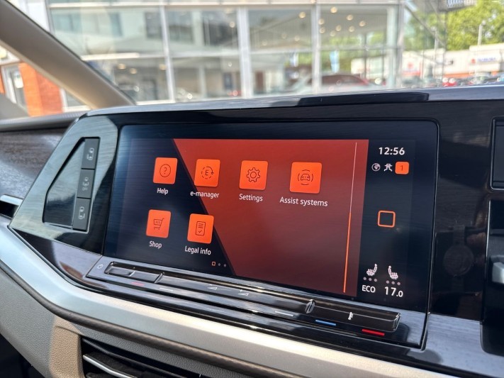 2024 (74) VOLKSWAGEN MULTIVAN 1.4 TSI eHybrid Style 5dr LWB DSG 5449322