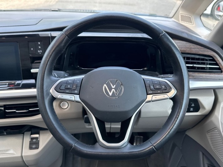 2024 (74) VOLKSWAGEN MULTIVAN 1.4 TSI eHybrid Style 5dr LWB DSG 5449275