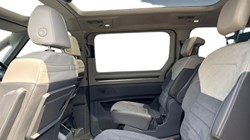 2024 (74) VOLKSWAGEN MULTIVAN 1.4 TSI eHybrid Style 5dr LWB DSG 5449260