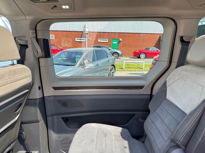 2024 (74) VOLKSWAGEN MULTIVAN 1.4 TSI eHybrid Style 5dr LWB DSG 5449318