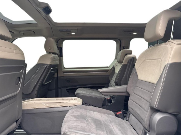 2024 (74) VOLKSWAGEN MULTIVAN 1.4 TSI eHybrid Style 5dr DSG 5451121