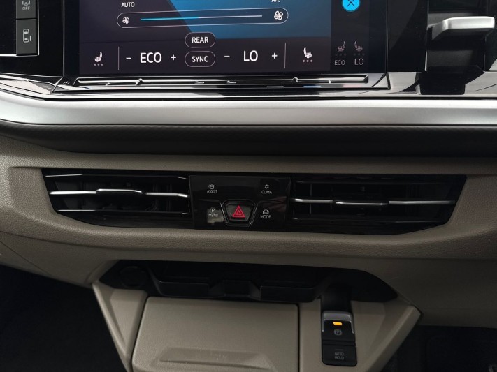 2024 (74) VOLKSWAGEN MULTIVAN 1.4 TSI eHybrid Style 5dr DSG 5451148