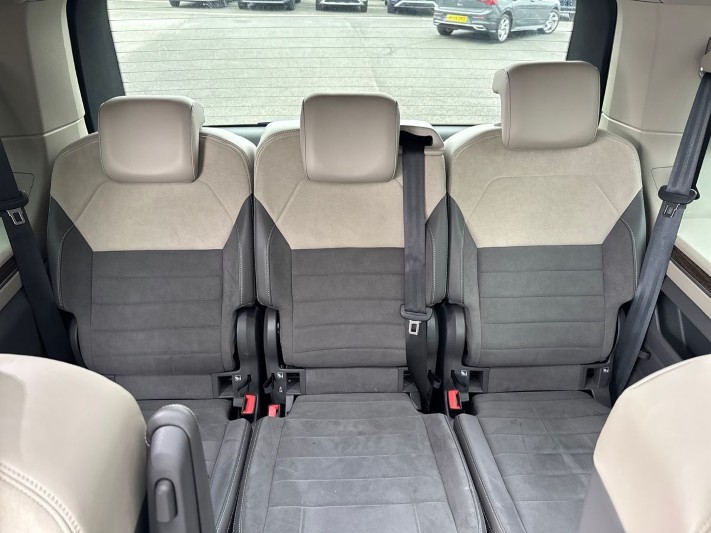 2024 (74) VOLKSWAGEN MULTIVAN 1.4 TSI eHybrid Style 5dr DSG 5451179