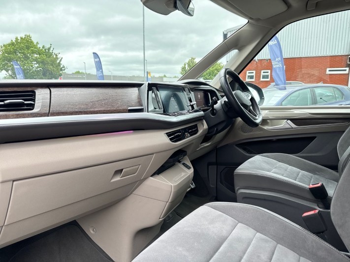 2024 (74) VOLKSWAGEN MULTIVAN 1.4 TSI eHybrid Style 5dr DSG 5451153