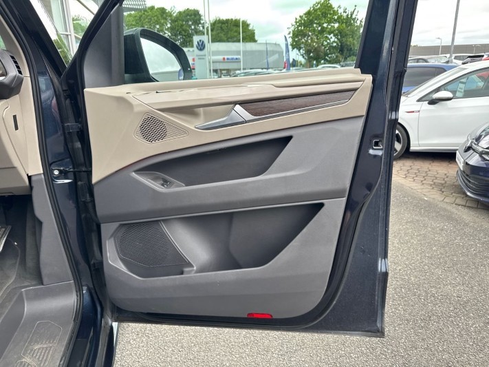 2024 (74) VOLKSWAGEN MULTIVAN 1.4 TSI eHybrid Style 5dr DSG 5451130
