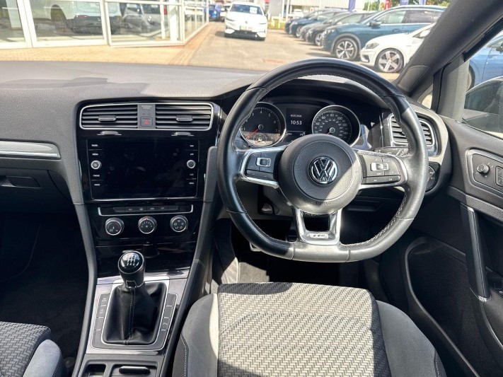 2019 (69) VOLKSWAGEN GOLF 1.5 TSI EVO 150 R-Line 5dr 5570490