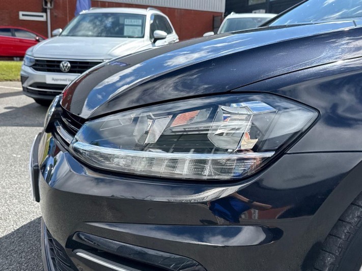 2019 (69) VOLKSWAGEN GOLF 1.5 TSI EVO 150 R-Line 5dr 5570508