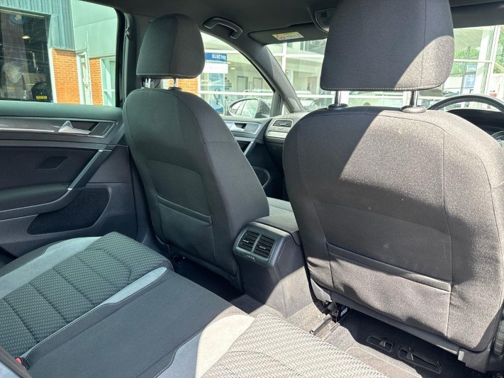 2019 (69) VOLKSWAGEN GOLF 1.5 TSI EVO 150 R-Line 5dr 5570523