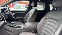 2020 (69) VOLKSWAGEN TOUAREG 3.0 V6 TDI 4Motion 231 R-Line 5dr Tip Auto 5533856