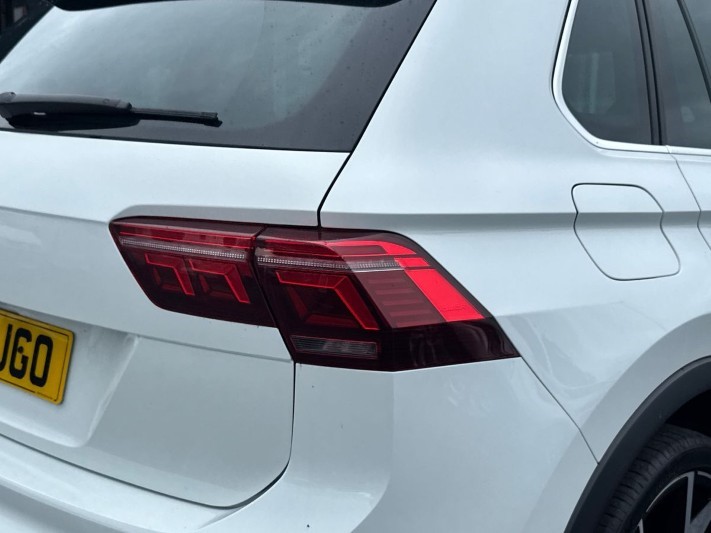 2022 (22) VOLKSWAGEN TIGUAN 2.0 TSI 320 4Motion R 5dr DSG 5524555