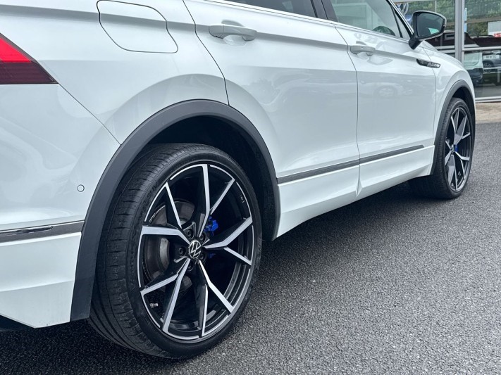 2022 (22) VOLKSWAGEN TIGUAN 2.0 TSI 320 4Motion R 5dr DSG 5524551