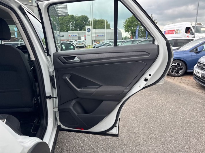 2023 (23) VOLKSWAGEN T-ROC 1.5 TSI Life 5dr DSG 5521653