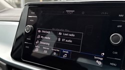 2023 (23) VOLKSWAGEN T-ROC 1.5 TSI Life 5dr DSG 5521658