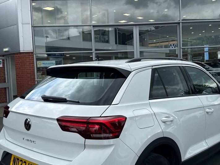 2023 (23) VOLKSWAGEN T-ROC 1.5 TSI Life 5dr DSG 5521634