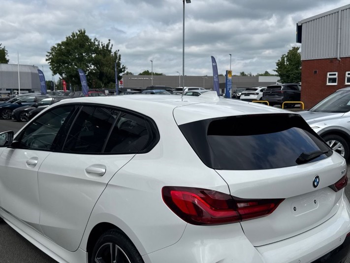 2021 (71) BMW 1 SERIES 118i [136] M Sport 5dr 5511693