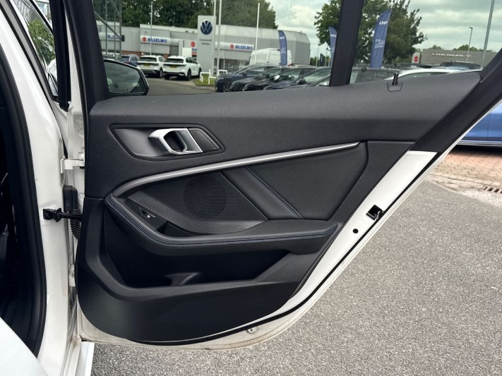 2021 (71) BMW 1 SERIES 118i [136] M Sport 5dr 5511711