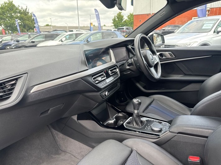 2021 (71) BMW 1 SERIES 118i [136] M Sport 5dr 5511689