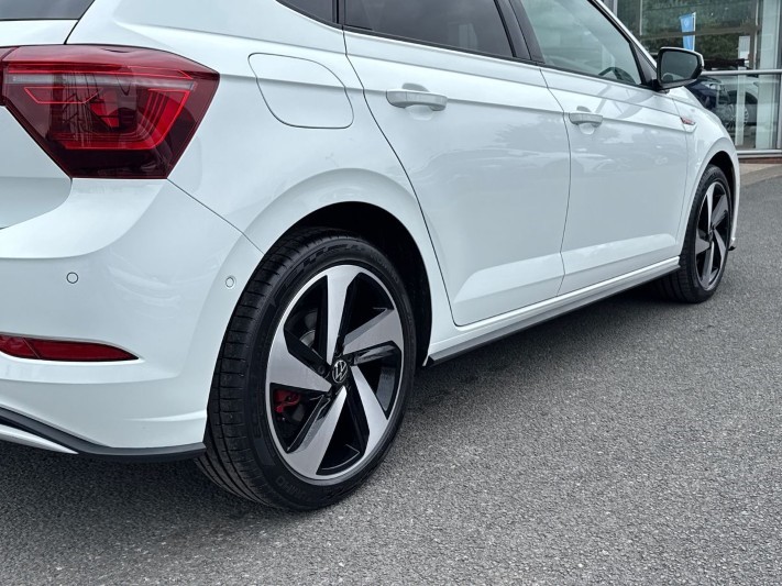 2024 (74) VOLKSWAGEN POLO 2.0 TSI GTI 5dr DSG 5512516
