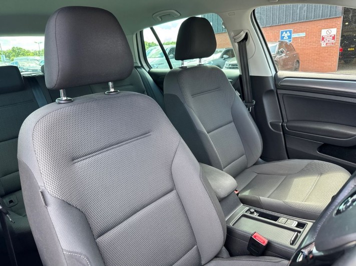 2019 (19) VOLKSWAGEN GOLF 1.5 TSI EVO 150 Match 5dr 5520601